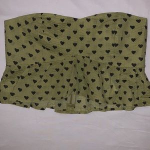 NWT - Cider Women’s Size Medium Strapless Crop Top Green with Black Hearts